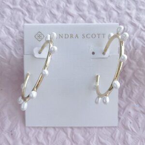 Kendra Scott✨ Leighton Gold Hoop Earrings White Pearl